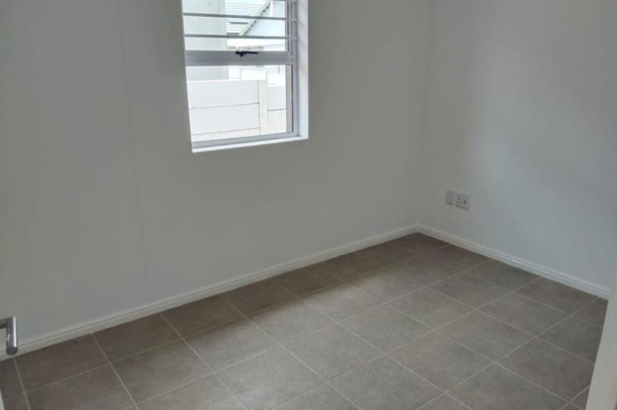 2 Bedroom Property for Sale in Groenheuwel Western Cape